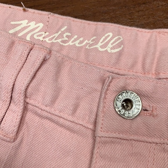 MADEWELL Mid Rise Cuffed Light Pink Denim Shorts Size 28 - Picture 7 of 9